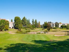 5345 Bahia Blanca W D, Laguna Woods CA 92637