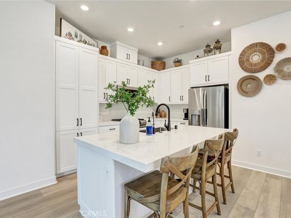 908 Sunrise Road, Rancho Mission Viejo CA 92675