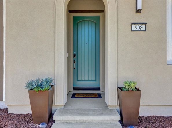 908 Sunrise Road, Rancho Mission Viejo CA 92675
