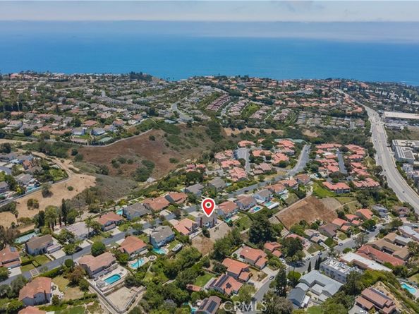43 Country Lane, Rolling Hills Estates CA 90274