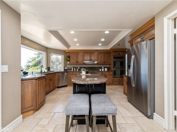 43 Country Lane, Rolling Hills Estates CA 90274