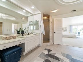 43 Country Lane, Rolling Hills Estates CA 90274