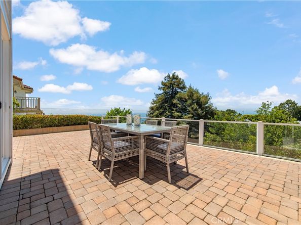 43 Country Lane, Rolling Hills Estates CA 90274