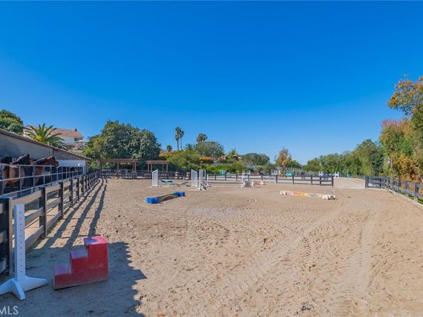 43 Country Lane, Rolling Hills Estates CA 90274