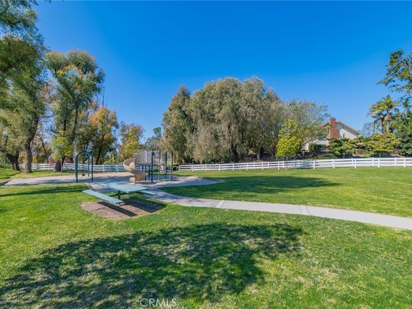 43 Country Lane, Rolling Hills Estates CA 90274