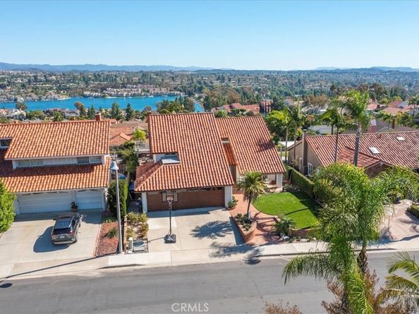 22792 Orellana, Mission Viejo CA 92691
