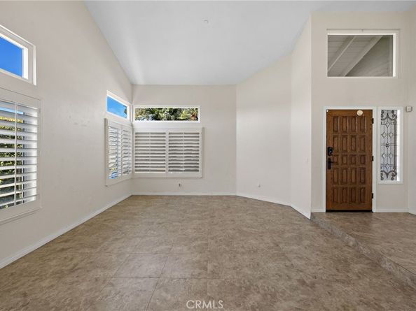 752 Calle Vallarta, San Clemente CA 92673