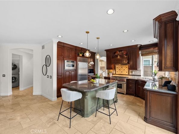 48 Parkcrest, Irvine CA 92620