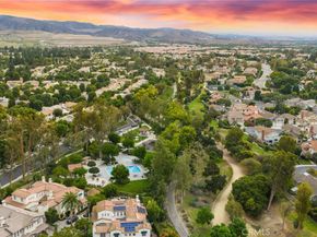 48 Parkcrest, Irvine CA 92620