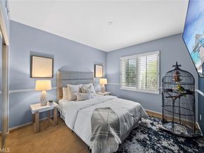 48 Parkcrest, Irvine CA 92620