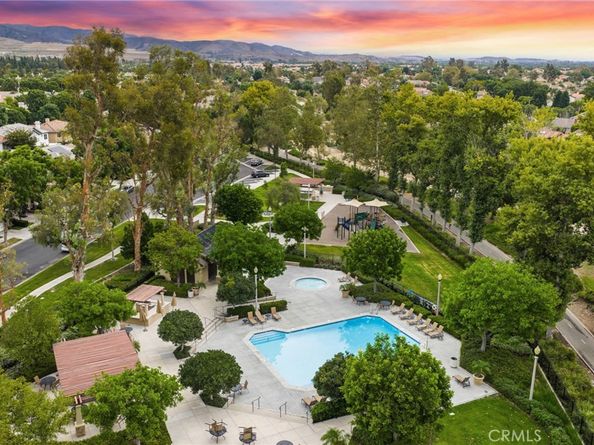 48 Parkcrest, Irvine CA 92620