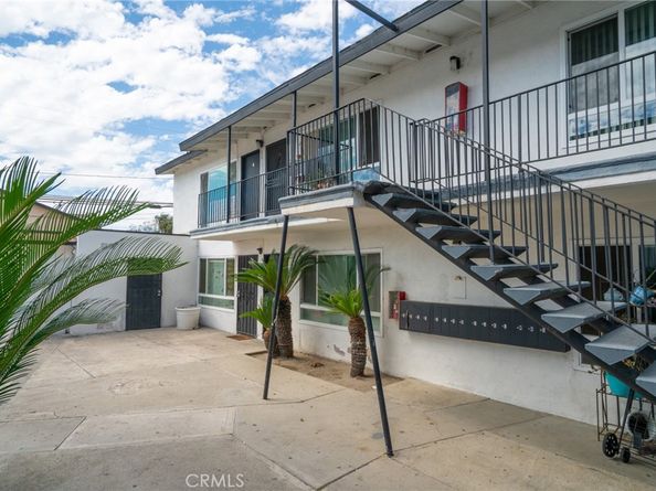 527 N Anna Drive, Anaheim CA 92805