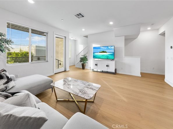 249 Steely, Irvine CA 92614