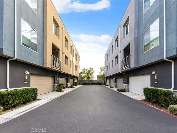 249 Steely, Irvine CA 92614