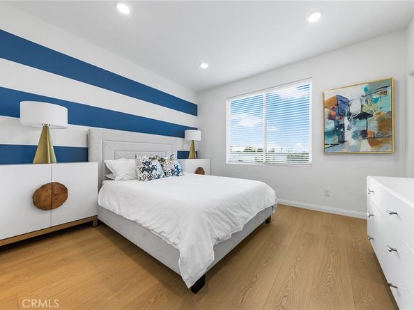 249 Steely, Irvine CA 92614