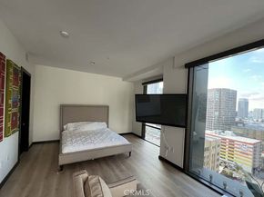 655 S Hope 1605, Los Angeles CA 90017