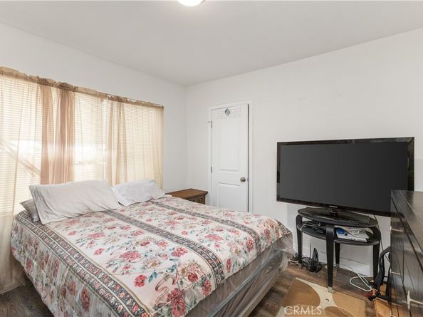 1301 W 60th Place, Los Angeles CA 90044