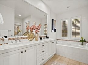 6 Napa, Irvine CA 92602