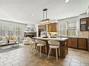 6 Napa, Irvine CA 92602