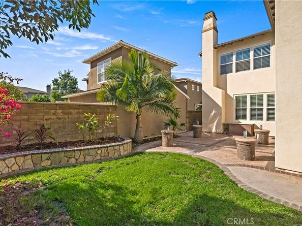 6 Napa, Irvine CA 92602