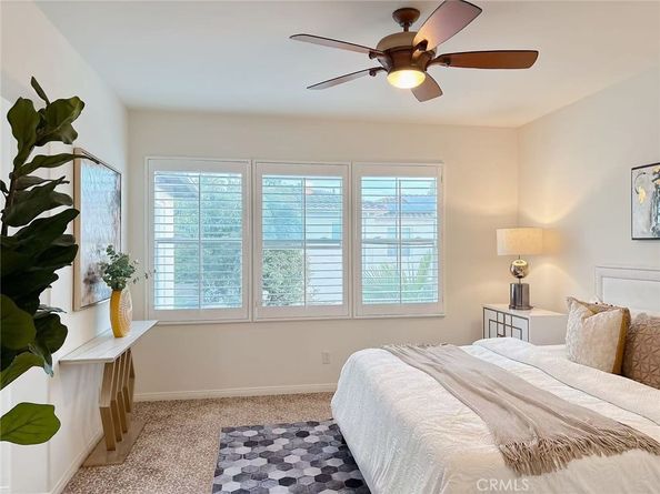 6 Napa, Irvine CA 92602