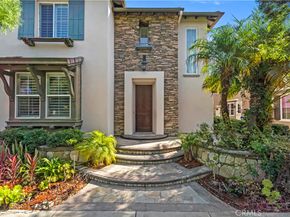 6 Napa, Irvine CA 92602