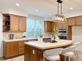 6 Napa, Irvine CA 92602