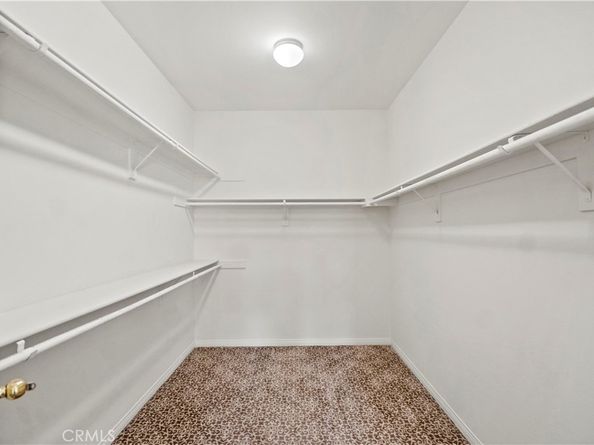 6 Napa, Irvine CA 92602