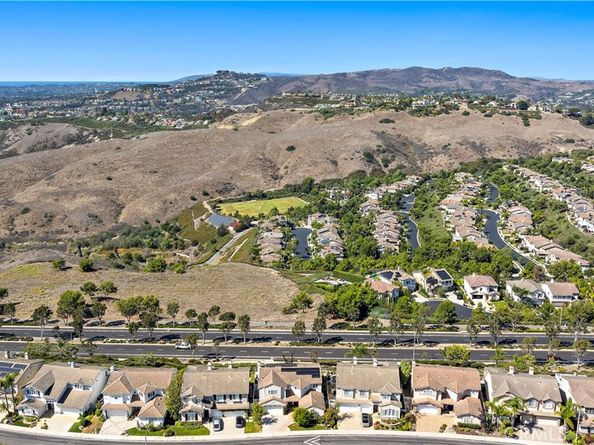 2438 Calle Aquamarina, San Clemente CA 92673