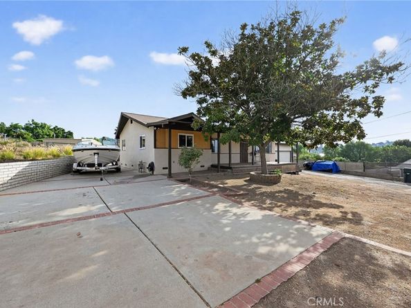 612 Momar Lane, Escondido CA 92027