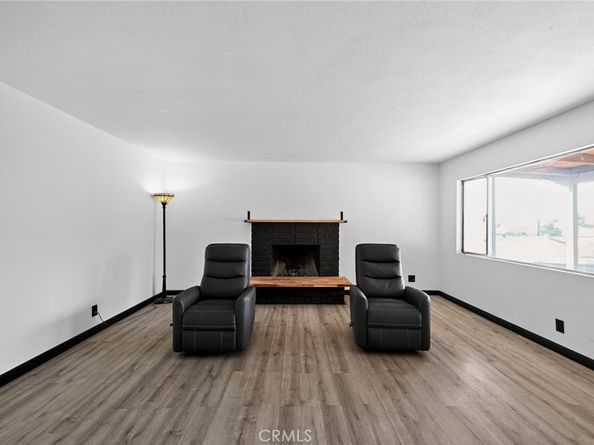 612 Momar Lane, Escondido CA 92027