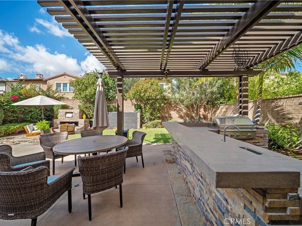 9 Spanish Moss, Irvine CA 92602