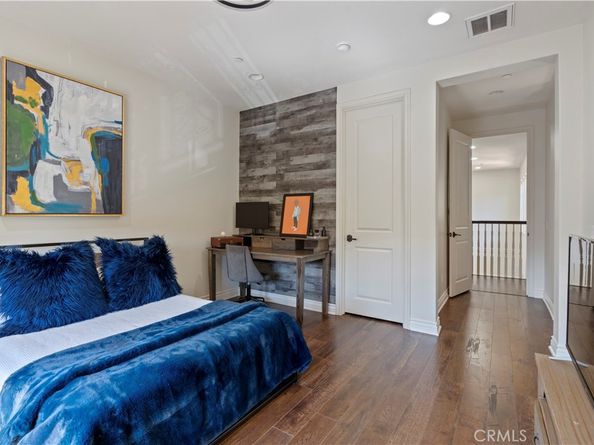 9 Spanish Moss, Irvine CA 92602