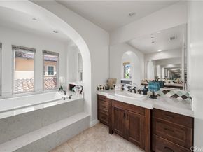 9 Spanish Moss, Irvine CA 92602
