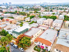 445 N Spaulding, Los Angeles CA 90036