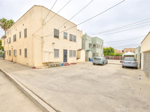 445 N Spaulding, Los Angeles CA 90036