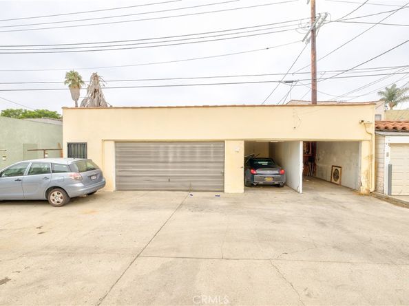 445 N Spaulding, Los Angeles CA 90036
