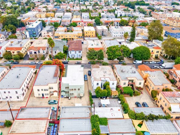 445 N Spaulding, Los Angeles CA 90036