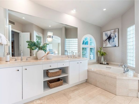 27090 South Ridge, Mission Viejo CA 92692