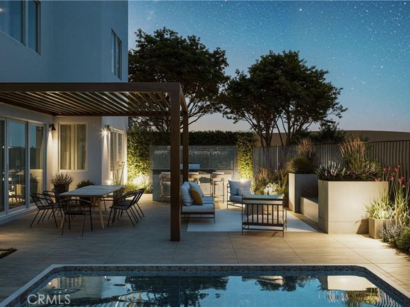 105 Remy Lane, Montebello CA 90640