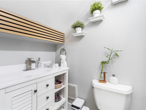 8 Monticello, Irvine CA 92620