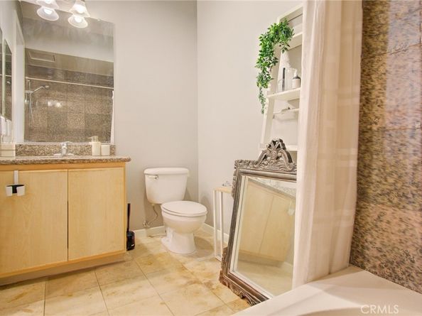 175 S Lake 402, Pasadena CA 91101