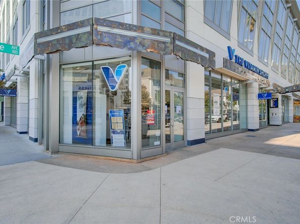 175 S Lake 402, Pasadena CA 91101