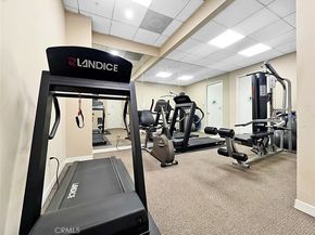 175 S Lake 402, Pasadena CA 91101