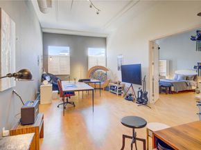 175 S Lake 402, Pasadena CA 91101