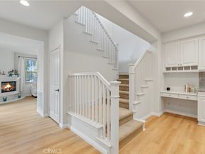 102 Spanish Lace, Irvine CA 92620