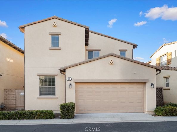 102 Spanish Lace, Irvine CA 92620