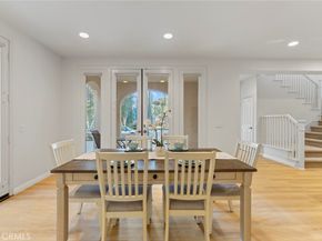 102 Spanish Lace, Irvine CA 92620