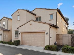 102 Spanish Lace, Irvine CA 92620