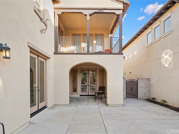 102 Spanish Lace, Irvine CA 92620